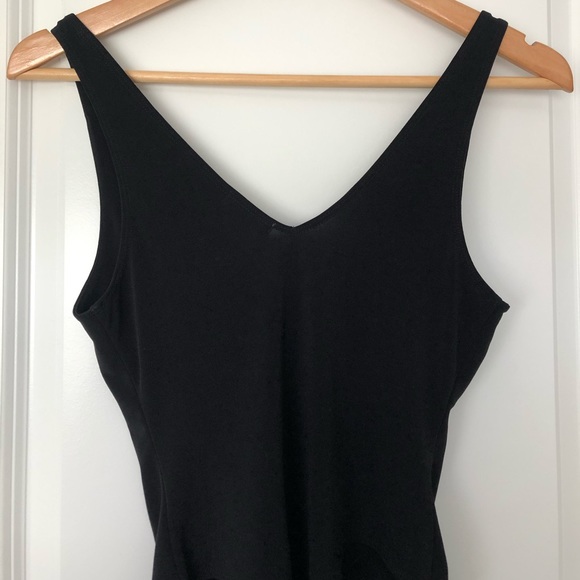 Leith | V-neck Thong Bodysuit - Picture 7 of 10